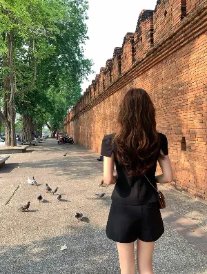 Trang phục nữ dạo phố LIN XÉN